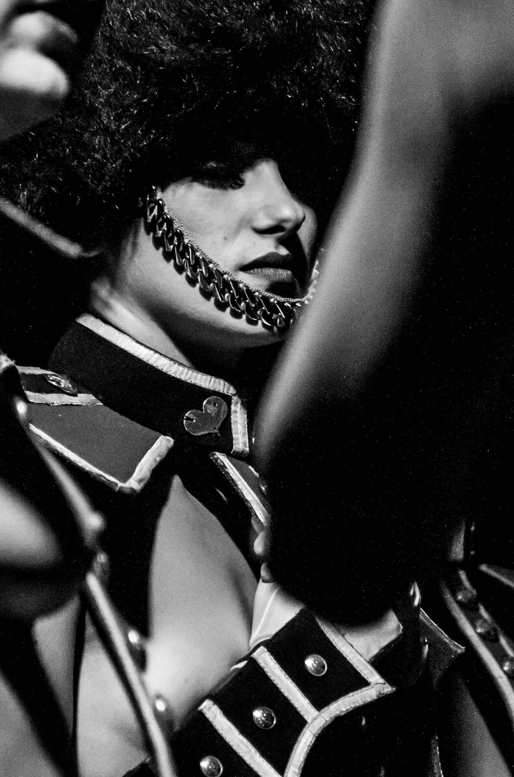 Danse Viola Waterloo Crazy Horse Thomas Helard